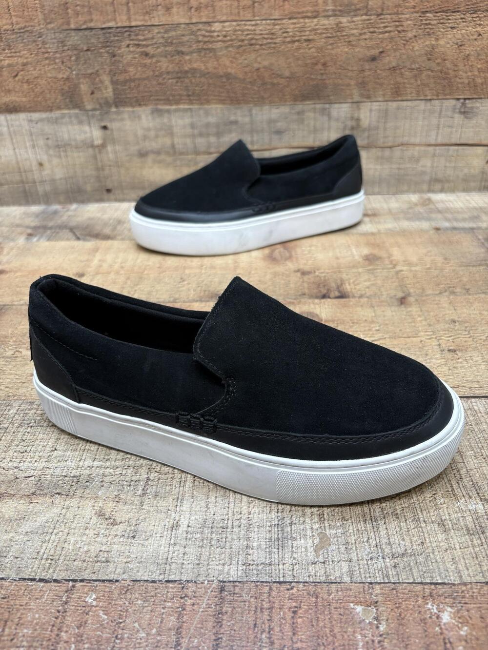 UGG 1107553 Shoes Womens Size 7 Black Suede Slip On Sneaker Casual Comfort